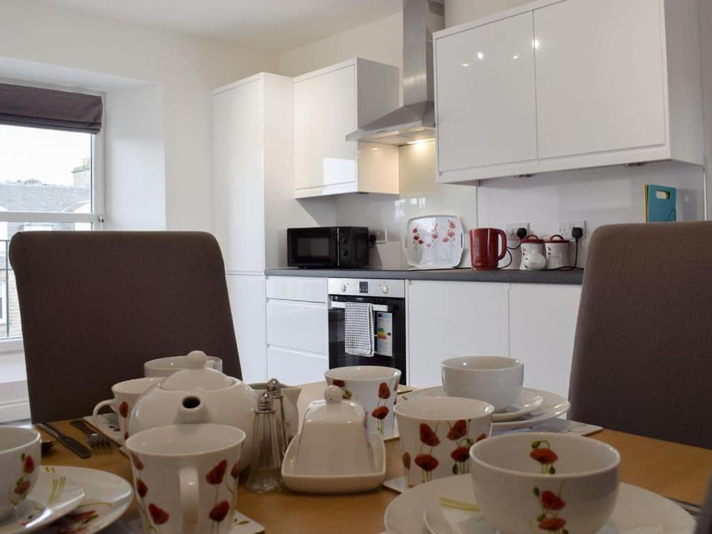 Courtyard Holiday Apartments Inverkeithing Buitenkant foto