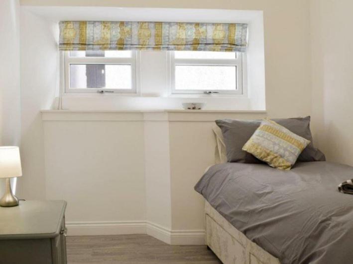 Courtyard Holiday Apartments Inverkeithing Buitenkant foto