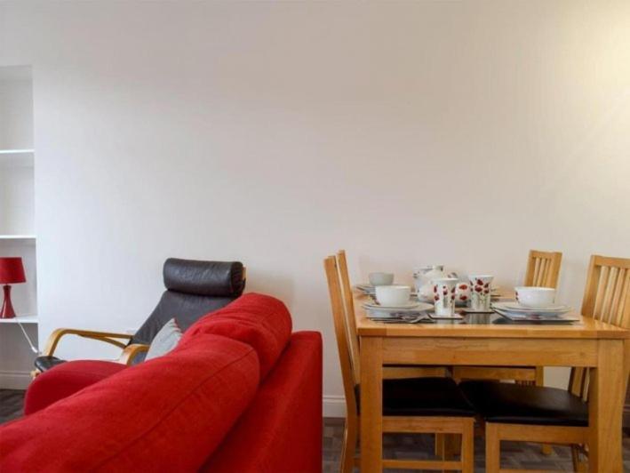 Courtyard Holiday Apartments Inverkeithing Buitenkant foto